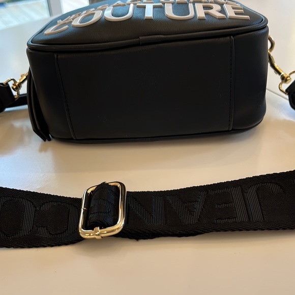 Versace Jeans Couture Camera Bag - Picture 7 of 8